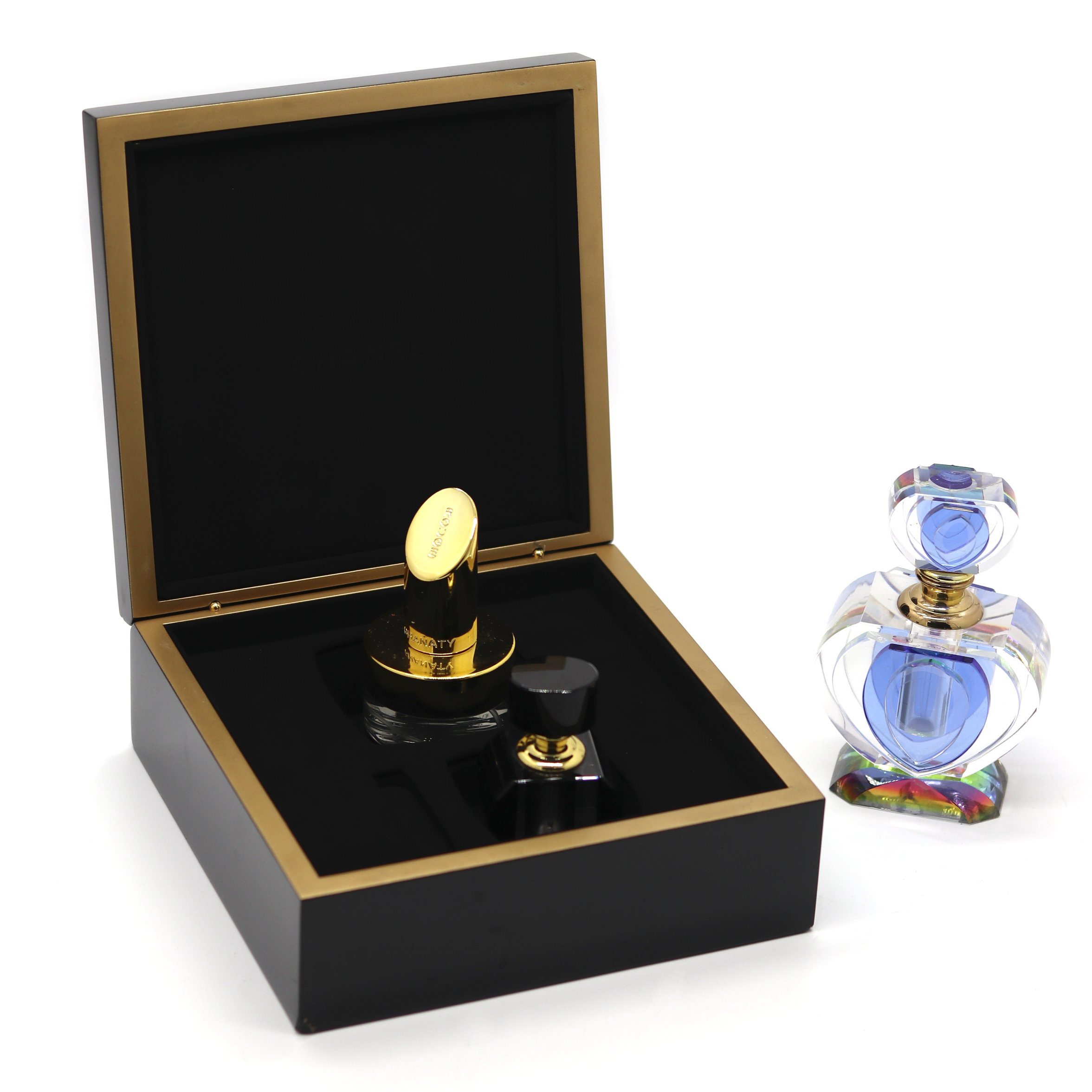 Luxury FSC Certified MDF Perfume Box – Matte Lacquer, Eco-Friendly Custom Packaging