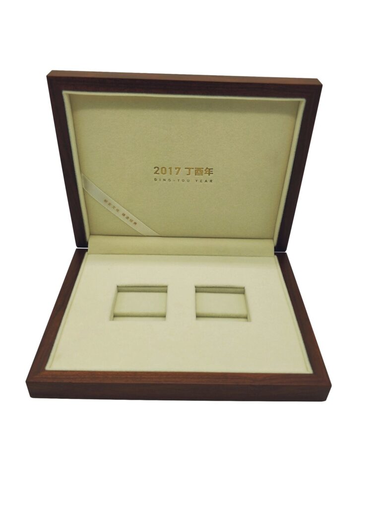 Customizable Wooden Box for Precious Metal – Solid Wood, Matte Lacquer, Silk Printing, FSC Certified, Wholesale Packaging Supplier