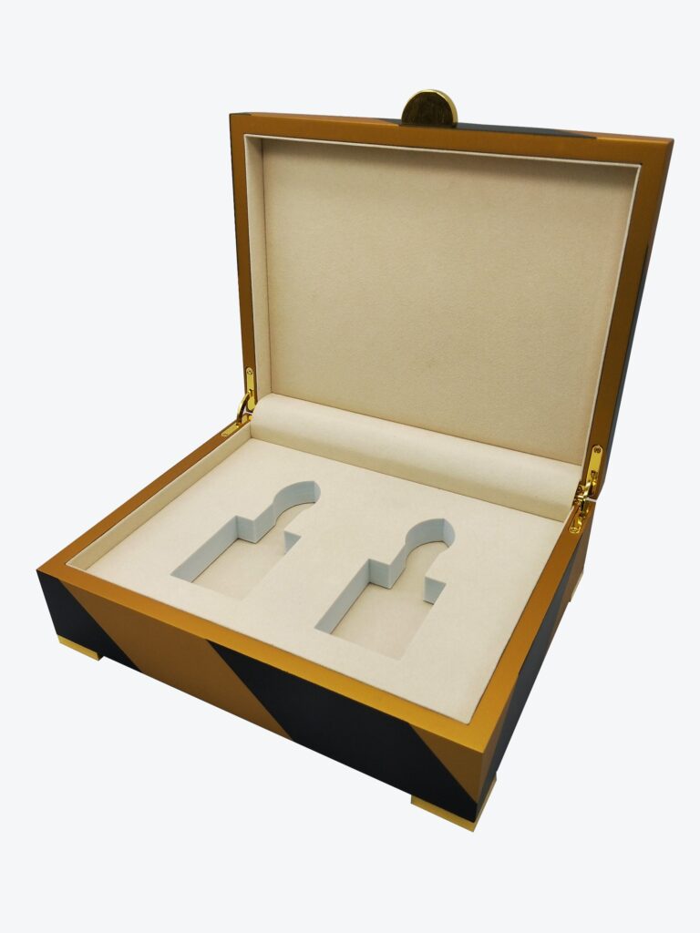 Black and Yellow Wooden Perfume Box – Glossy Lacquer with Luxury Interior