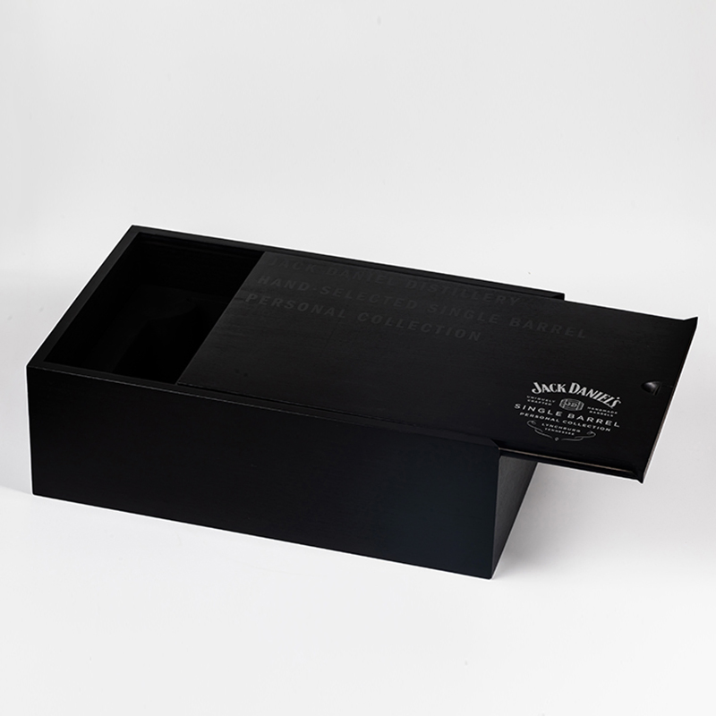 Custom High End Black Lacquer Finished Wooden Wine Box with Sliding Lid