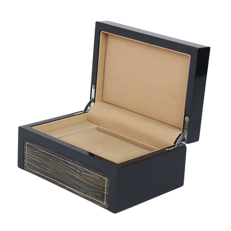 Custom Retro Wooden Packaging Watch Box with Leather Surface