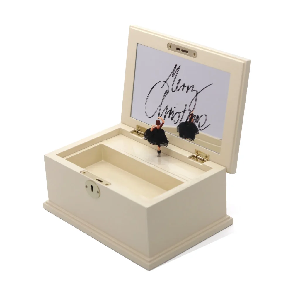 Elegant Musical Jewelry Gift Box with Luxury Packaging