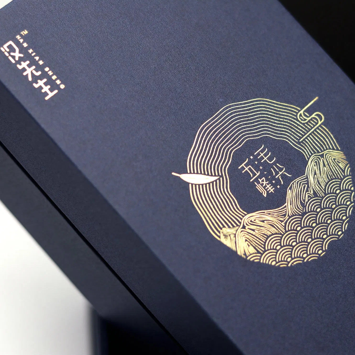Luxury Handmade Tea Set Packaging Box for Gifting