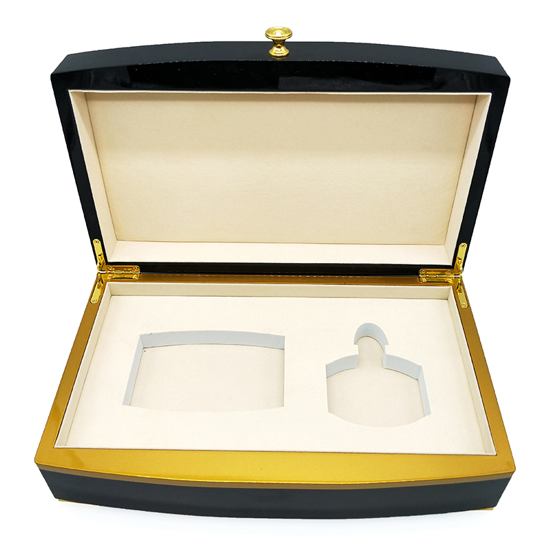 OEM Exquisite Gift Box Wooden Packaging Perfume Storage Box