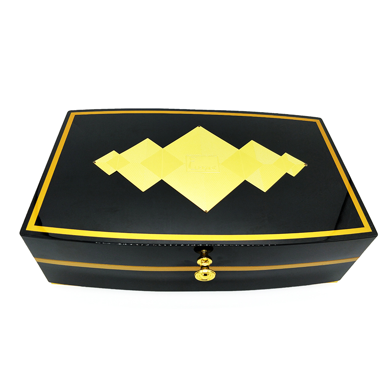 OEM Exquisite Gift Box Wooden Packaging Perfume Storage Box