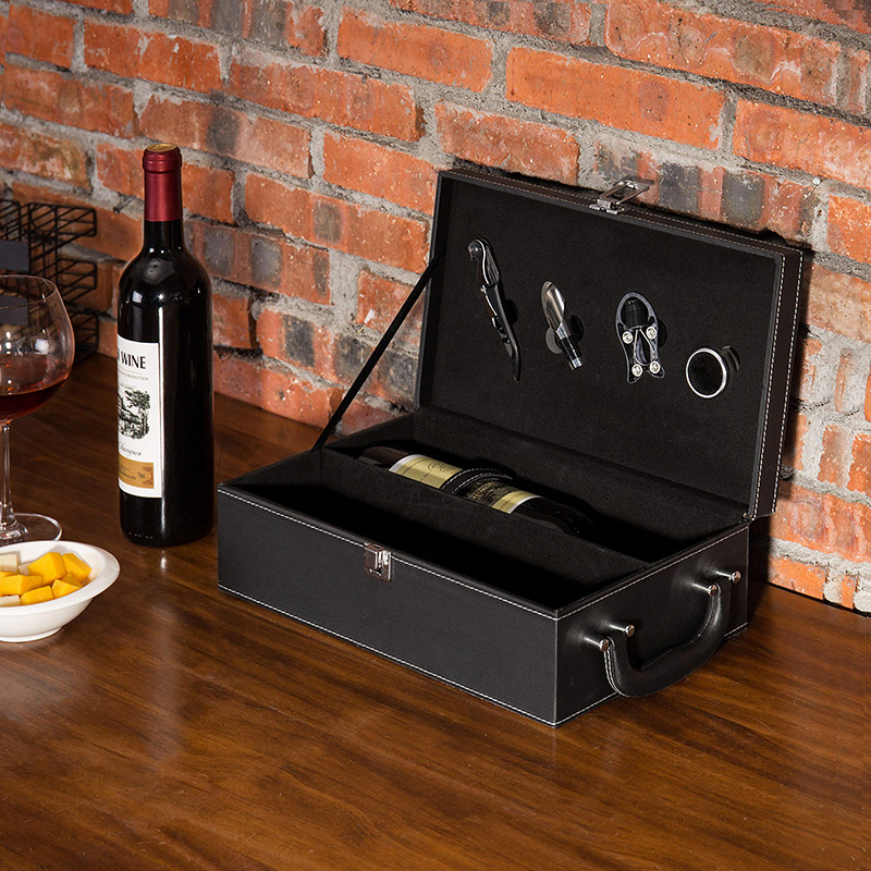 2 Bottles of Luxury Leather Wine Box with 4 Pieces of Accessories for Catering Gift Packaging