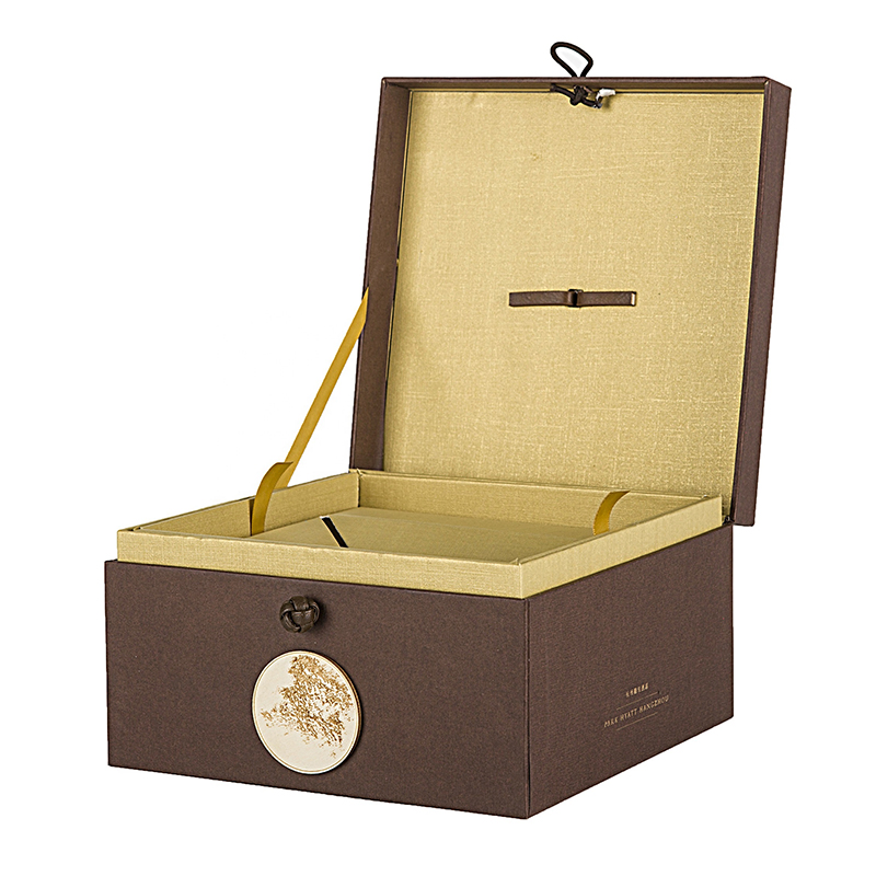 Custom Design Luxury Cardboard Paper Packaging Gift Box for Candy Cake