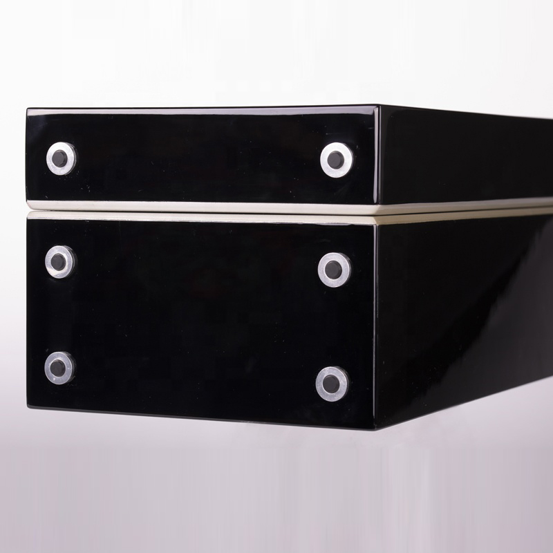 Custom High Gloss Piano Paint Handmade Wooden Wine Box for Storage