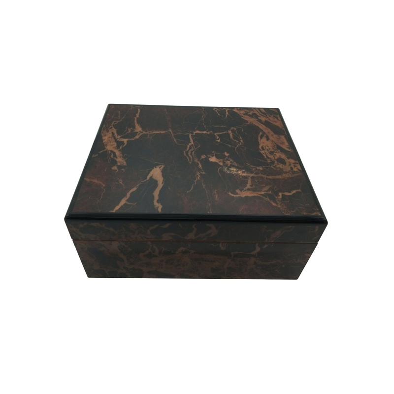 Custom High Glossy PU Lacquer Painted Wooden Cigar Humidor Box for Storage