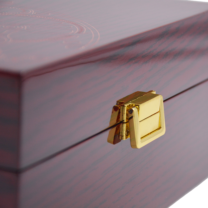 Custom Logo Printed Luxury Packaging Wooden Watch Gift Box with Golden Lock