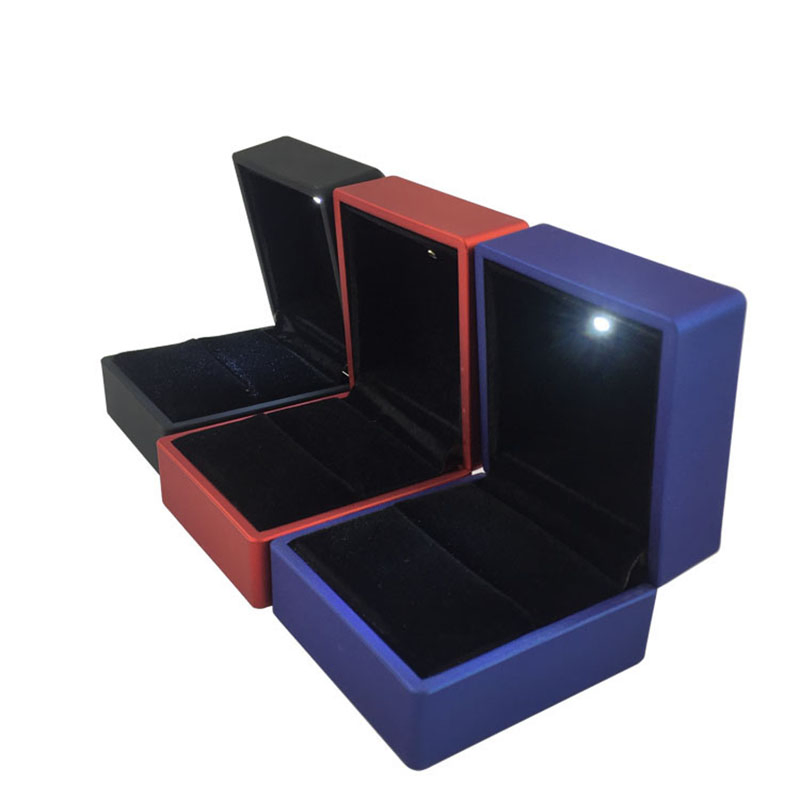 Custom Luxury Spray Lacquer Jewelry Packaging Box with LED