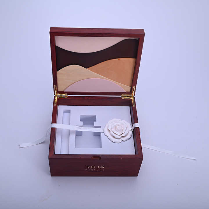 Customized High-End Boutique Cosmetics Flip Gift Box Customized Wooden Perfume Storage Box