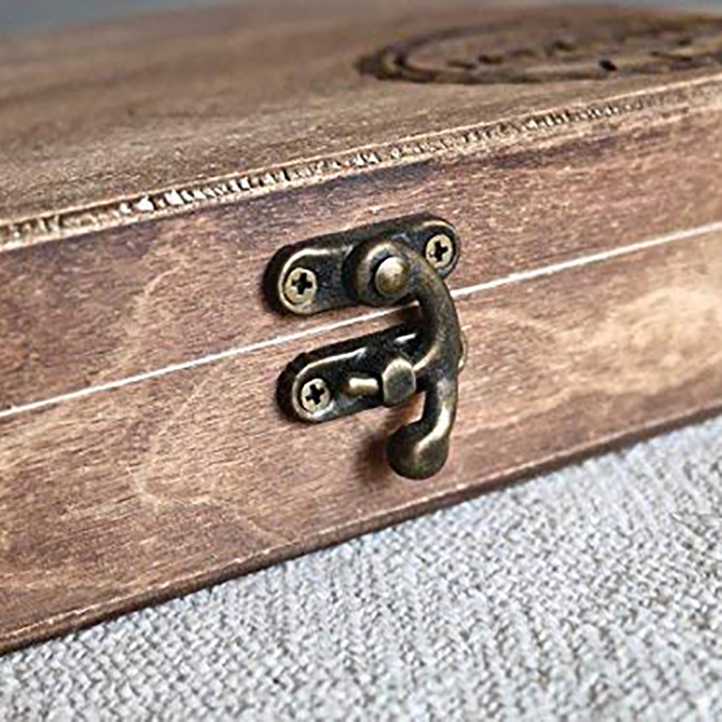 Customzied Personalized Design Cigar Box for Wooden Cigar Holder Groomsmen Gift
