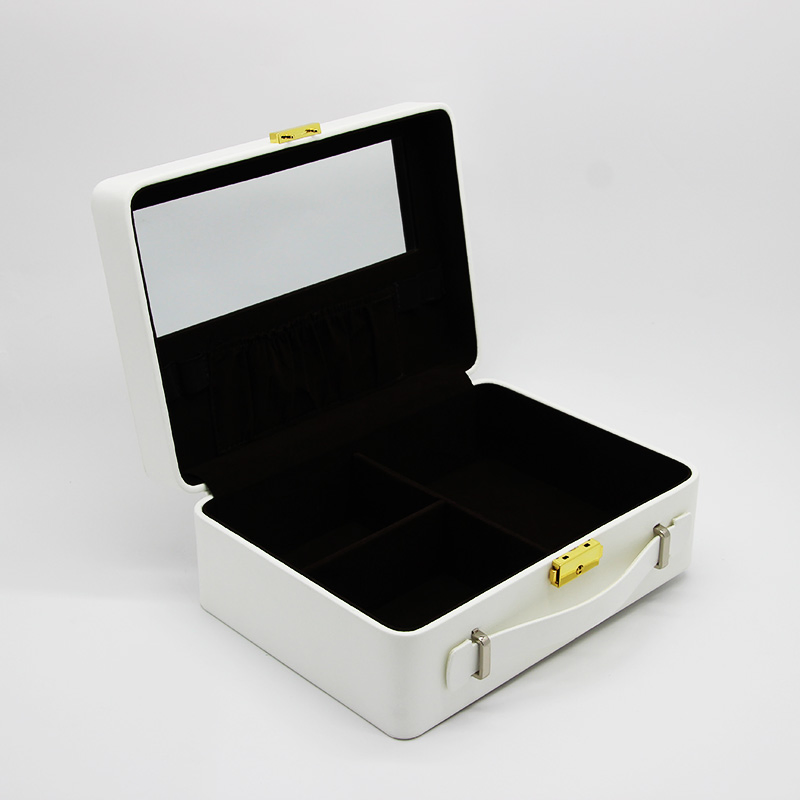 Trend Simple Wind Leather Handle Gold Lock Buckle White PU Leather Rectangular Gift Jewelry Box