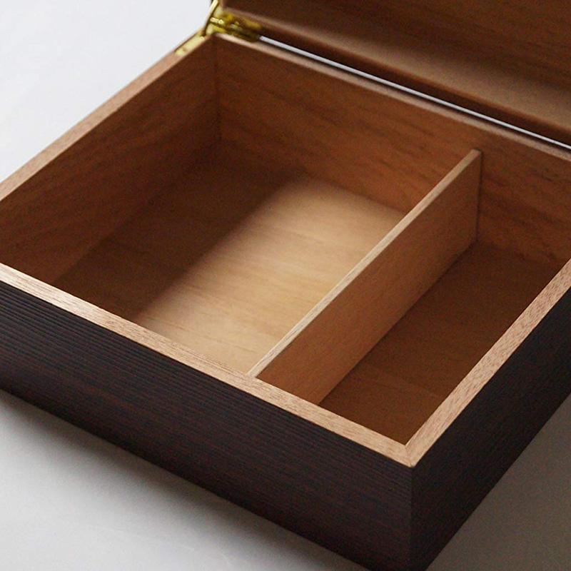 Wooden Luxury Cigar Humidor with Humidifier and Hygrometer / Two Layers