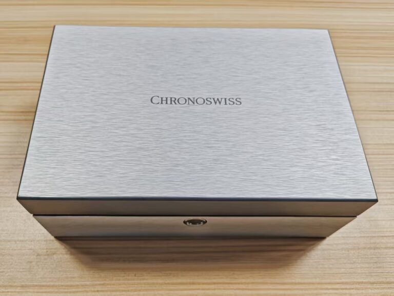 The Luxury Watch Box: Every Detail Tells a Story of Craftsmanship