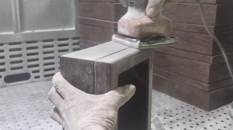 Polishing lacquered wooden box
