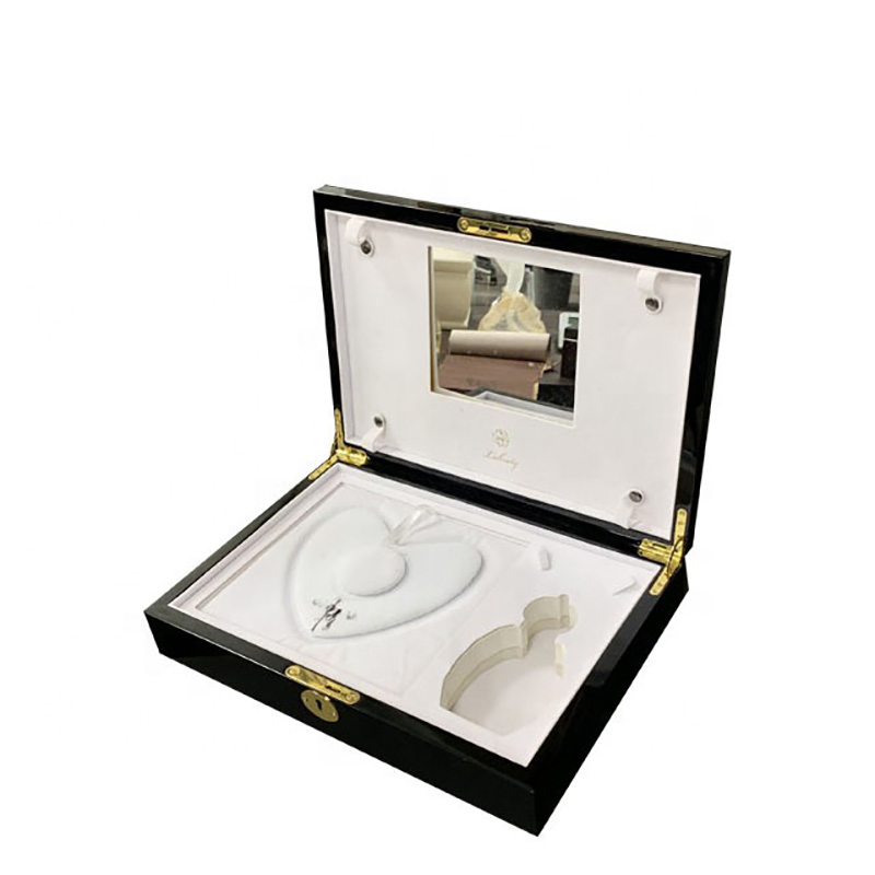 Custom Design Luxury Black Lacquer Wooden Jewelry Perfume Gift Box