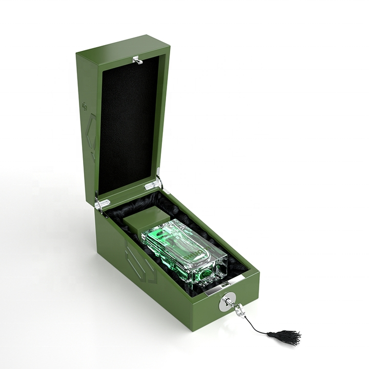 High End Packaging Top Class Luxury Wood Perfume Packaging Box Metal Lock Arab Laser Cutting MDF Gift Perfume Storage Wooden Box