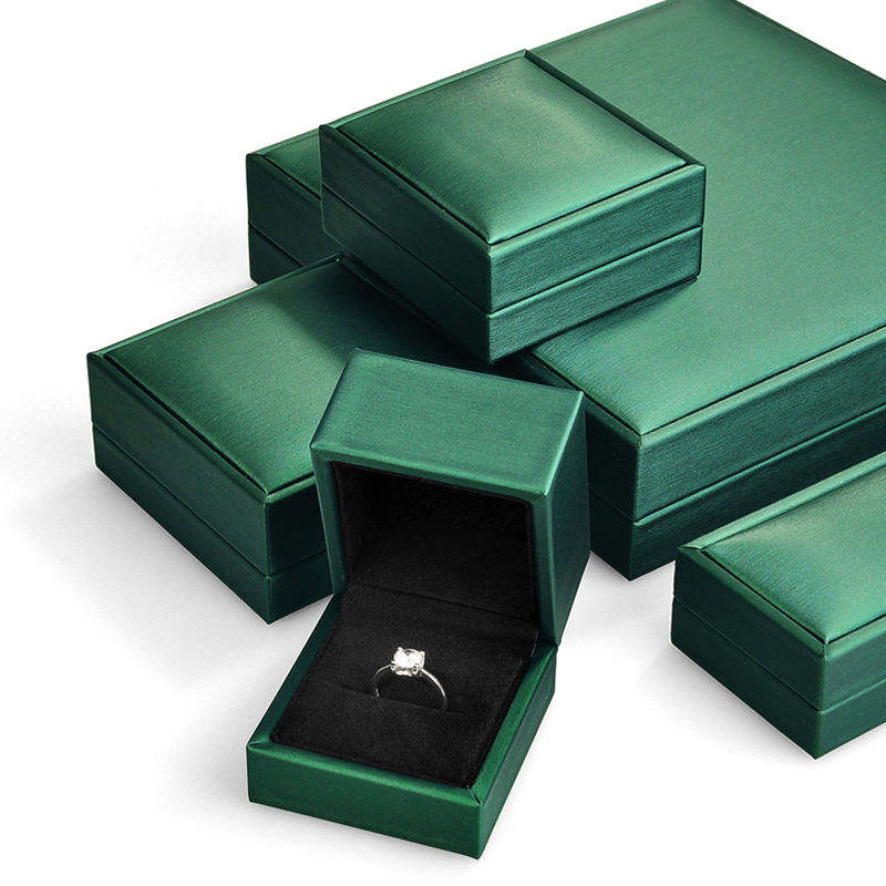 Elegant Green PU Leather Jewelry Box for Bracelets, Necklaces, and Earrings