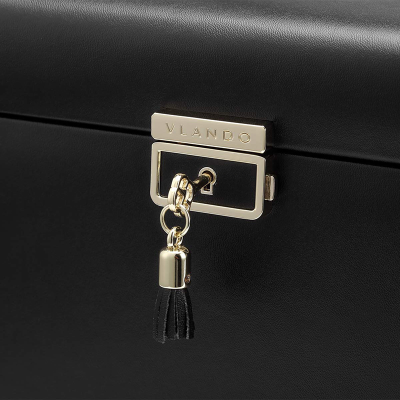 Stylish Leather Jewelry Travel Box for Women’S Accessories