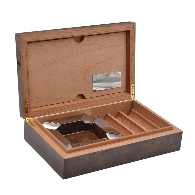 Custom MDF Cedar Wooden Cigar Humidor Moisture Proof Box with Ashtray for Cigar Portable Storage