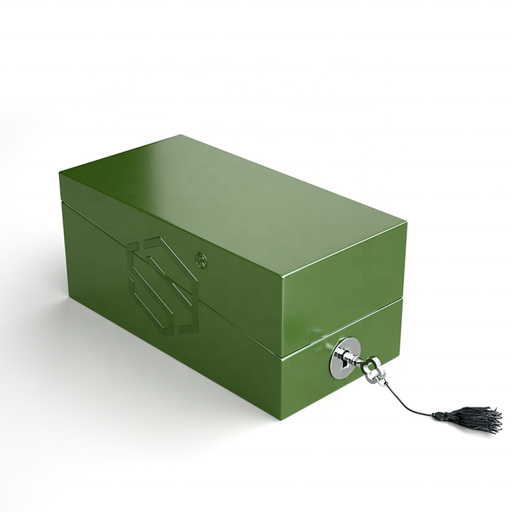 High End Packaging Top Class Luxury Wood Perfume Packaging Box Metal Lock Arab Laser Cutting MDF Gift Perfume Storage Wooden Box