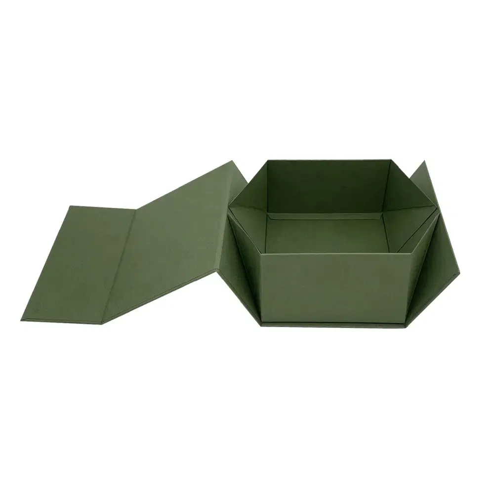 Custom Green Foldable Gift Boxes Magnet Flap Paper Packaging Box with Recycled Materials