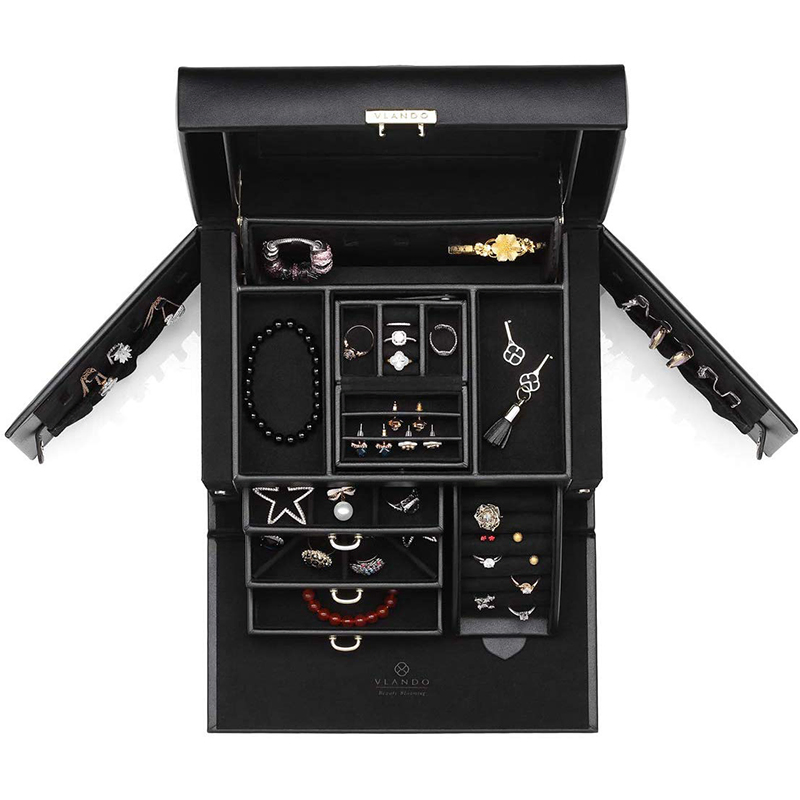 Stylish Leather Jewelry Travel Box for Women’S Accessories