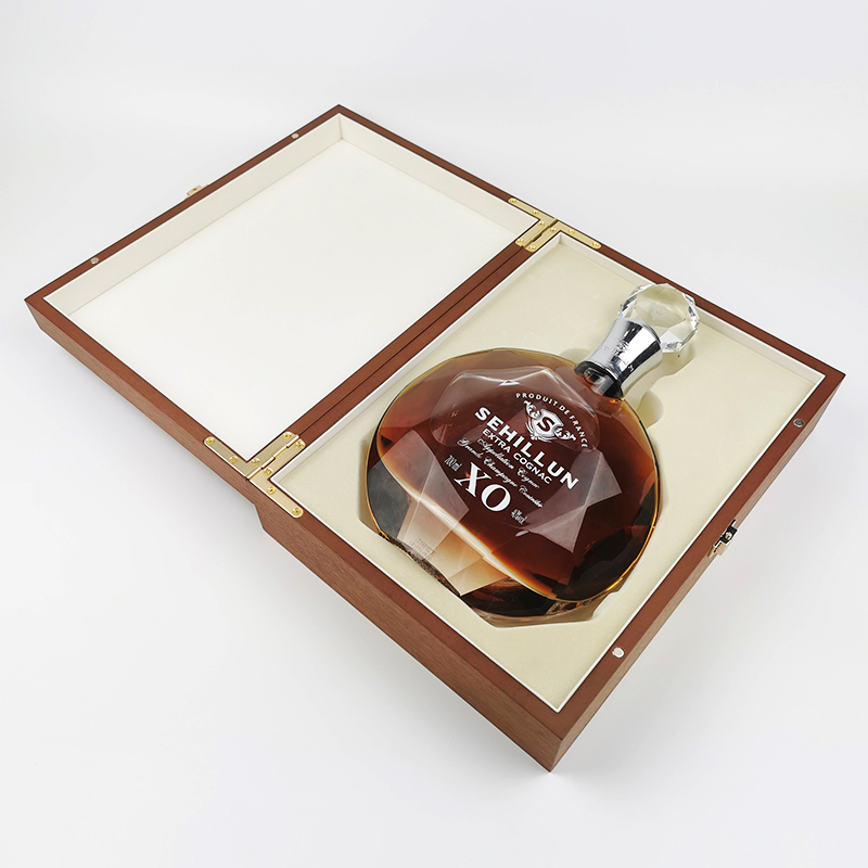Custom MDF Veneer Matte Spray Paint Laser Logo Wine Box