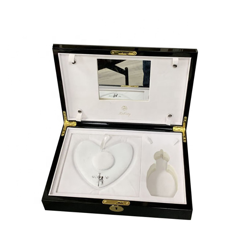 Custom Design Luxury Black Lacquer Wooden Jewelry Perfume Gift Box