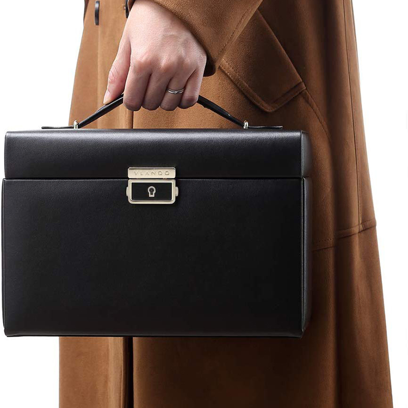 Stylish Leather Jewelry Travel Box for Women’S Accessories