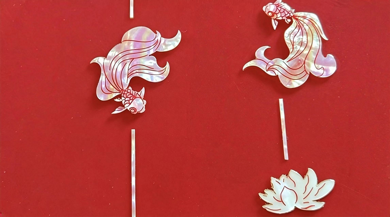 Detailed shell patterns on jewelry box