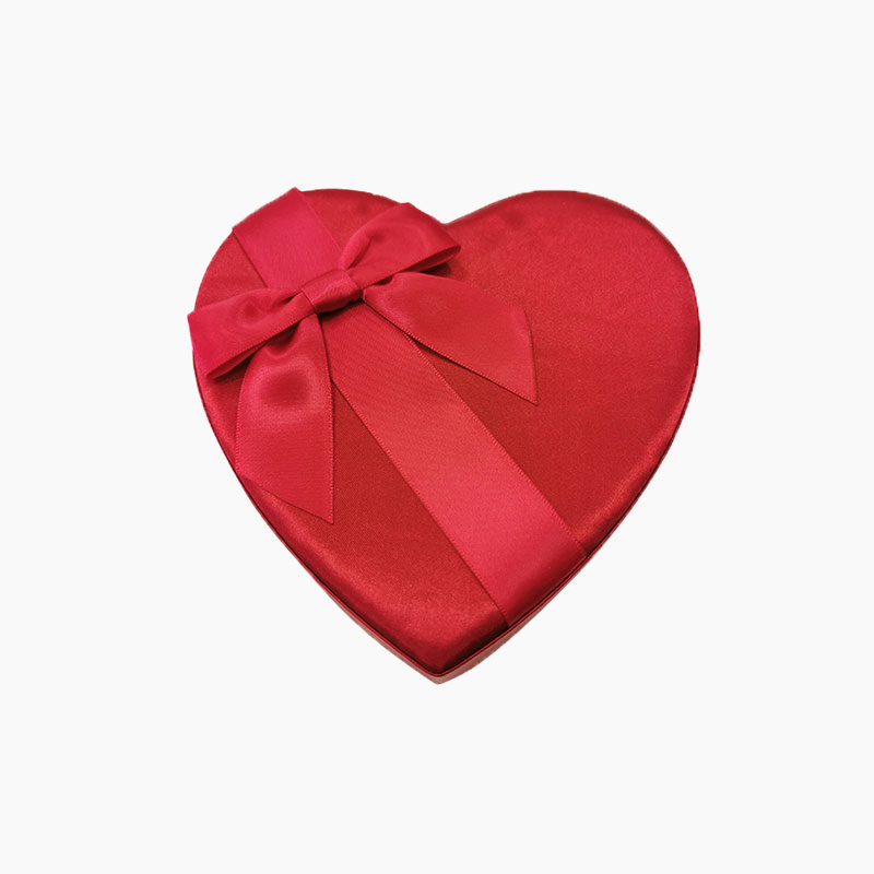 Custom Color Heart Shaped Gift Packaging Box with Fabric Cover