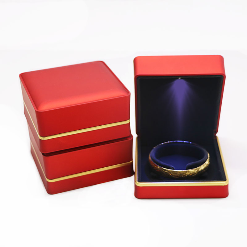 OEM Red Light Plastic Velvet Jewelry Bracelet Gift Box with Lid