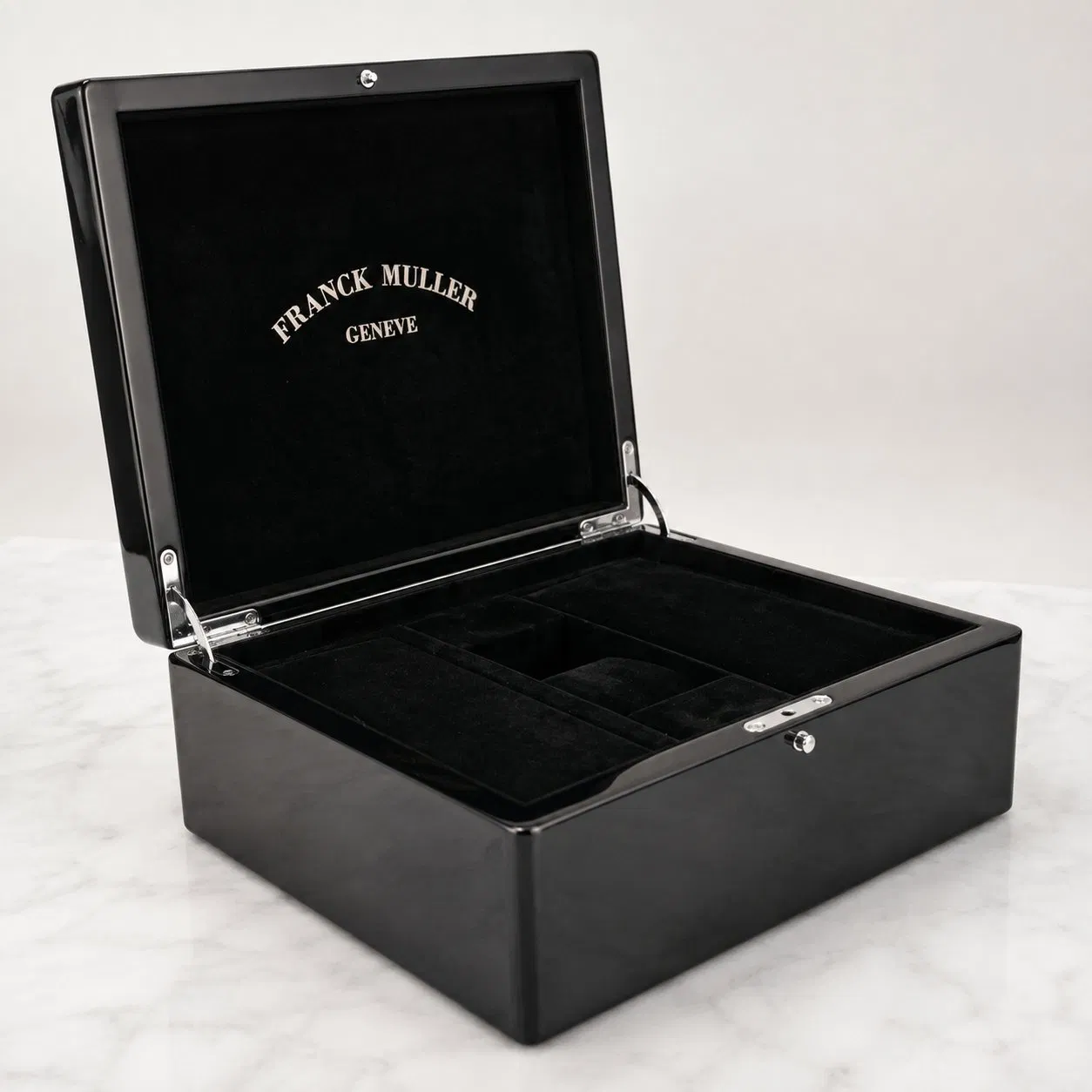 Luxury Watch Box Buying Guide: What Features Matter Most?