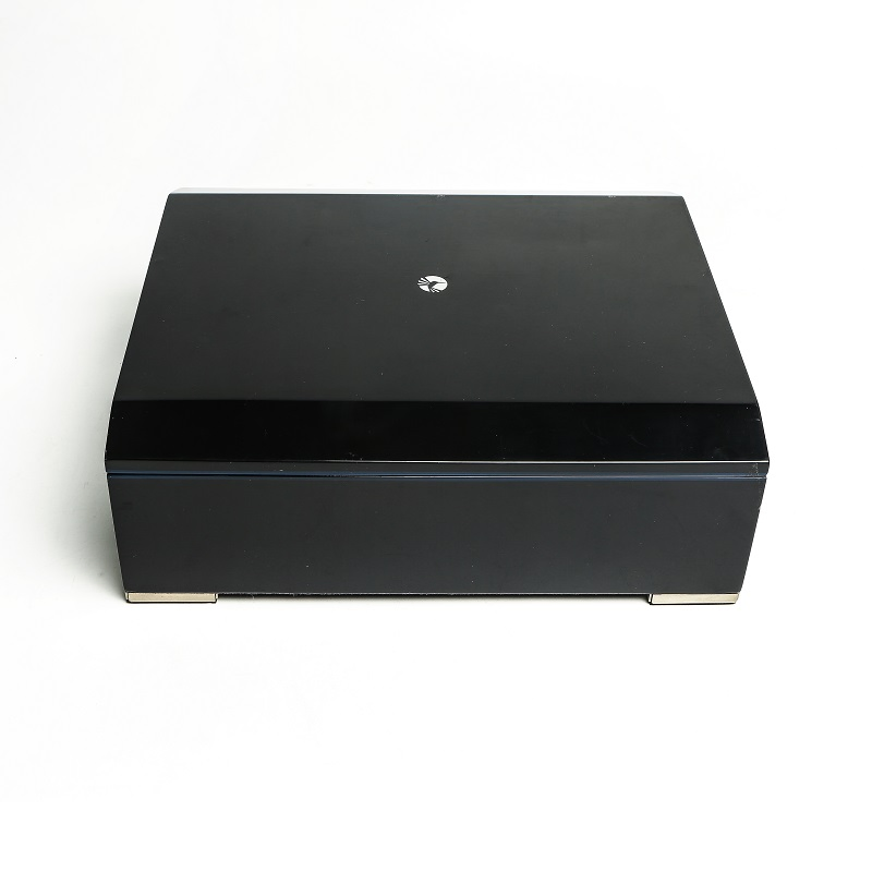 Custom Quality Wooden Cigar Packaging Box