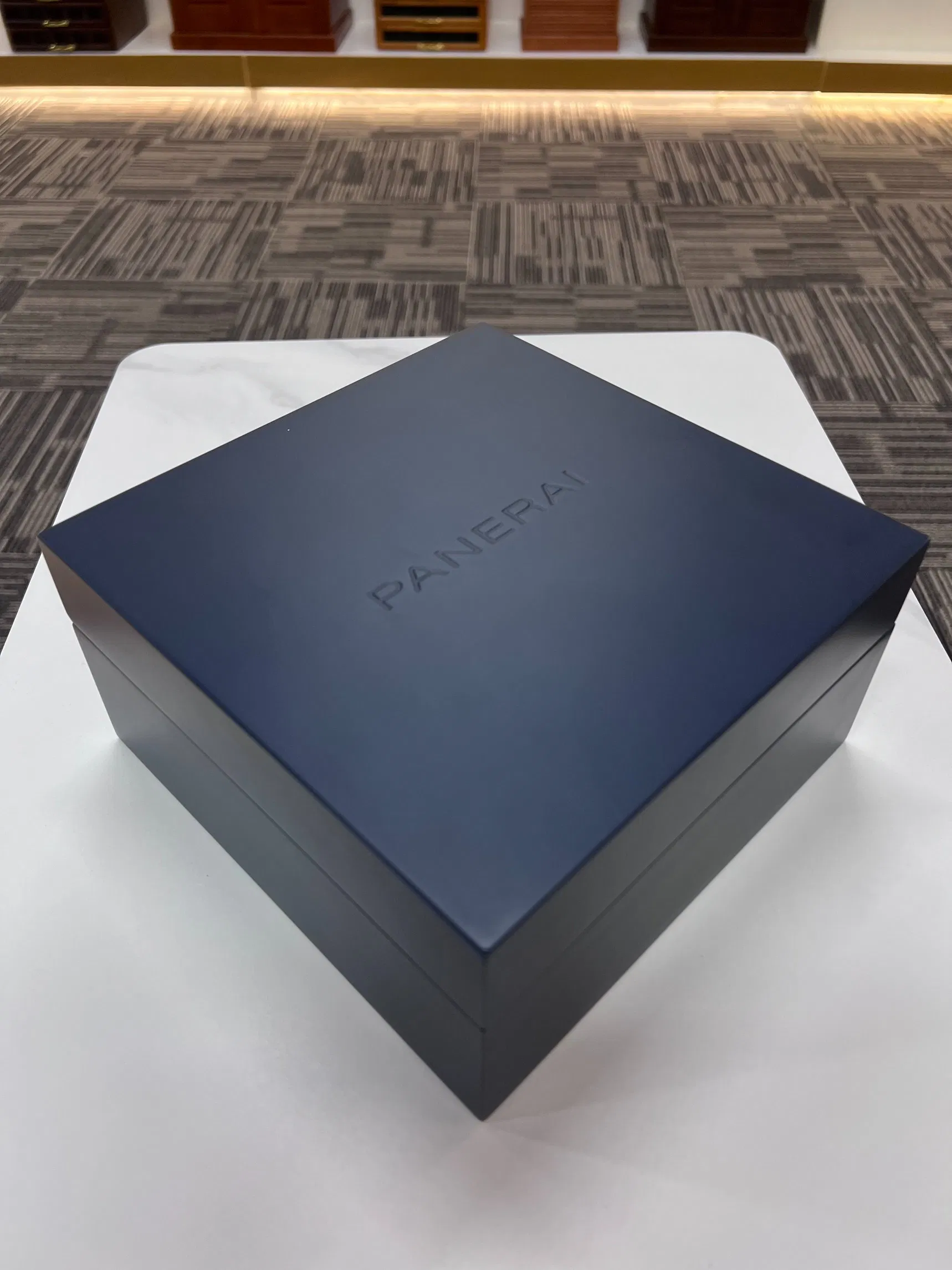 Luxury Single Watch Display Box with Velvet Lining Custom Logo Premium Gift Packaging Storage Case
