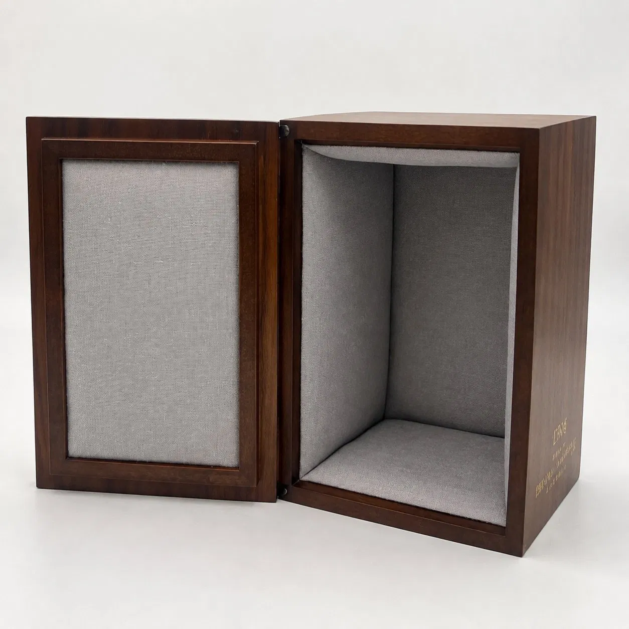Luxury Wooden Wine Box Wooden Gift Box with Hinged Lid Custom Wooden Packaging Box for Liquor