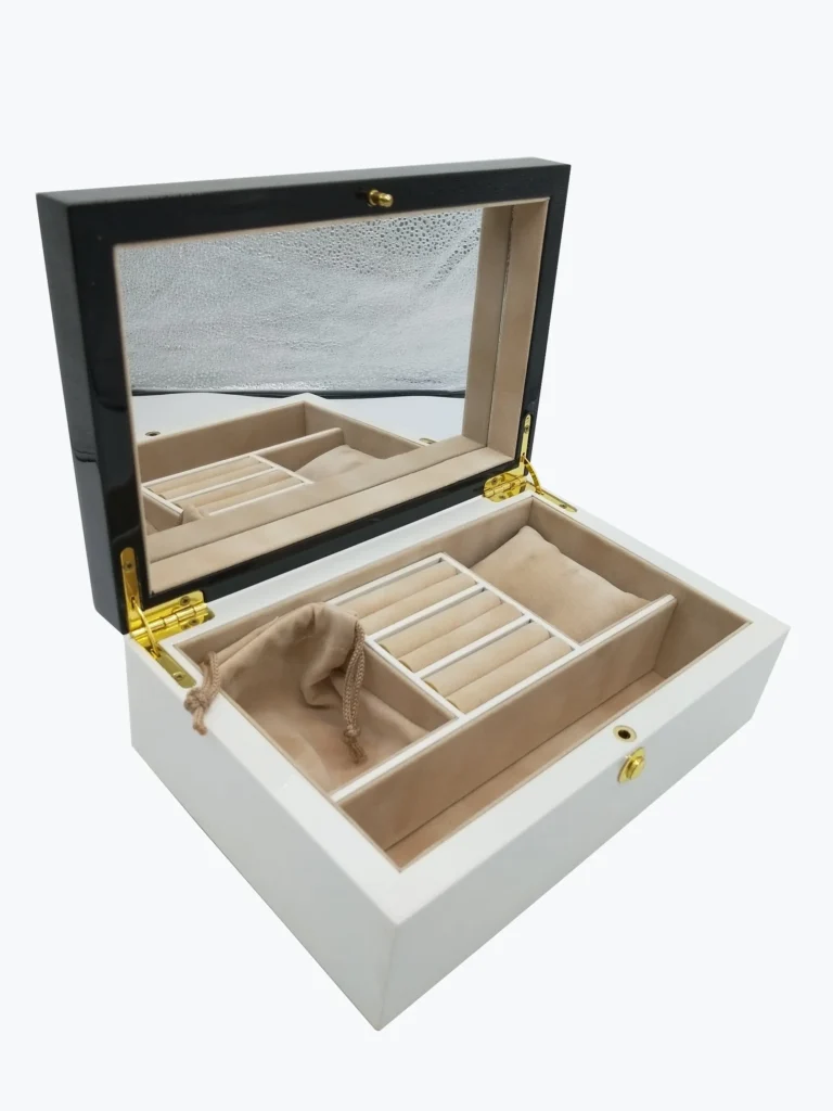 Fashionable PU Painting Wooden Jewelry Packaging Box with Mirror