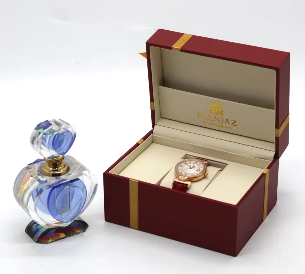 OEM Fashion Style Cardboard Red Single Watch Box for Lady