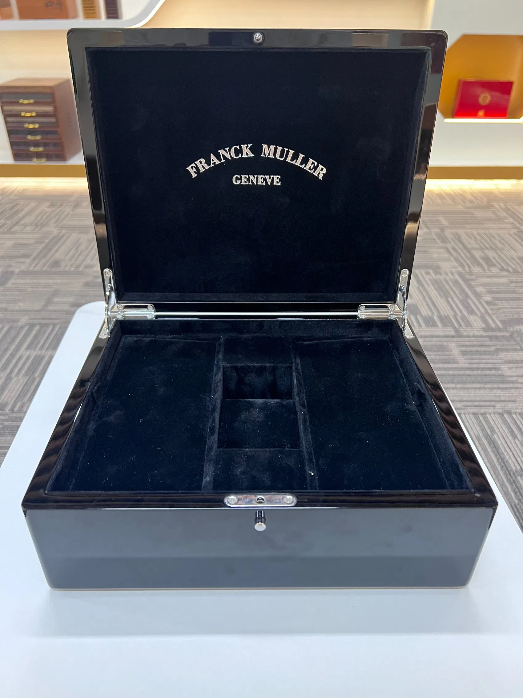 Luxury Wooden Watch Box Organizer with Magnetic Closure Custom Logo Velvet Interior Gift Packaging Case