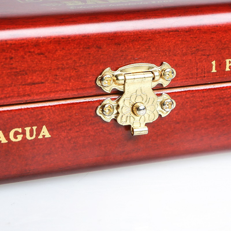 Suitable Spanish Cedar Wooden Cigar Box for Travel