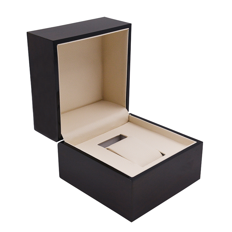 Customizable Luxury Gift Packaging for Wooden Watch Storage