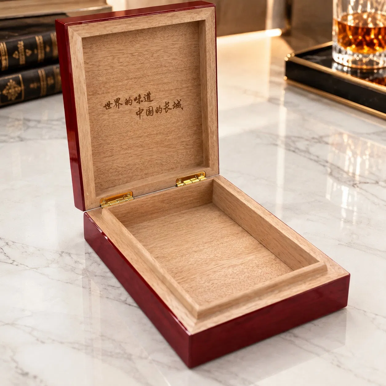 Custom Wooden Cigar Humidor Box with Premium Craftsmanship Luxury Gift Packaging for Tobacco Collection