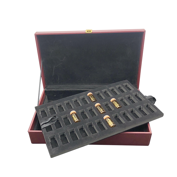 Chic Travel-Friendly PU Leather Essential Oil Gift Set