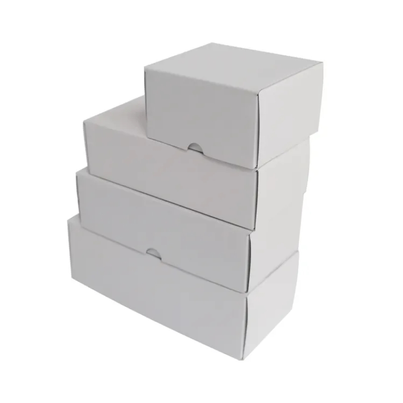 Customizable Solid White Kraft Paper Gift Boxes for Clothing