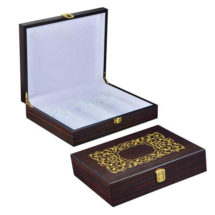 Customized Luxury Wooden Perfume Box with Golden Hot Stamping